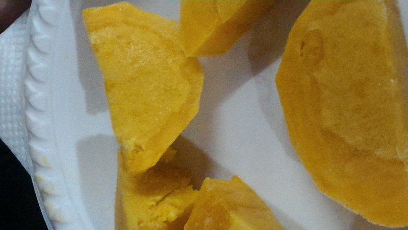 Mango (stuffed with) kulfi: An Indian ice-cream dream