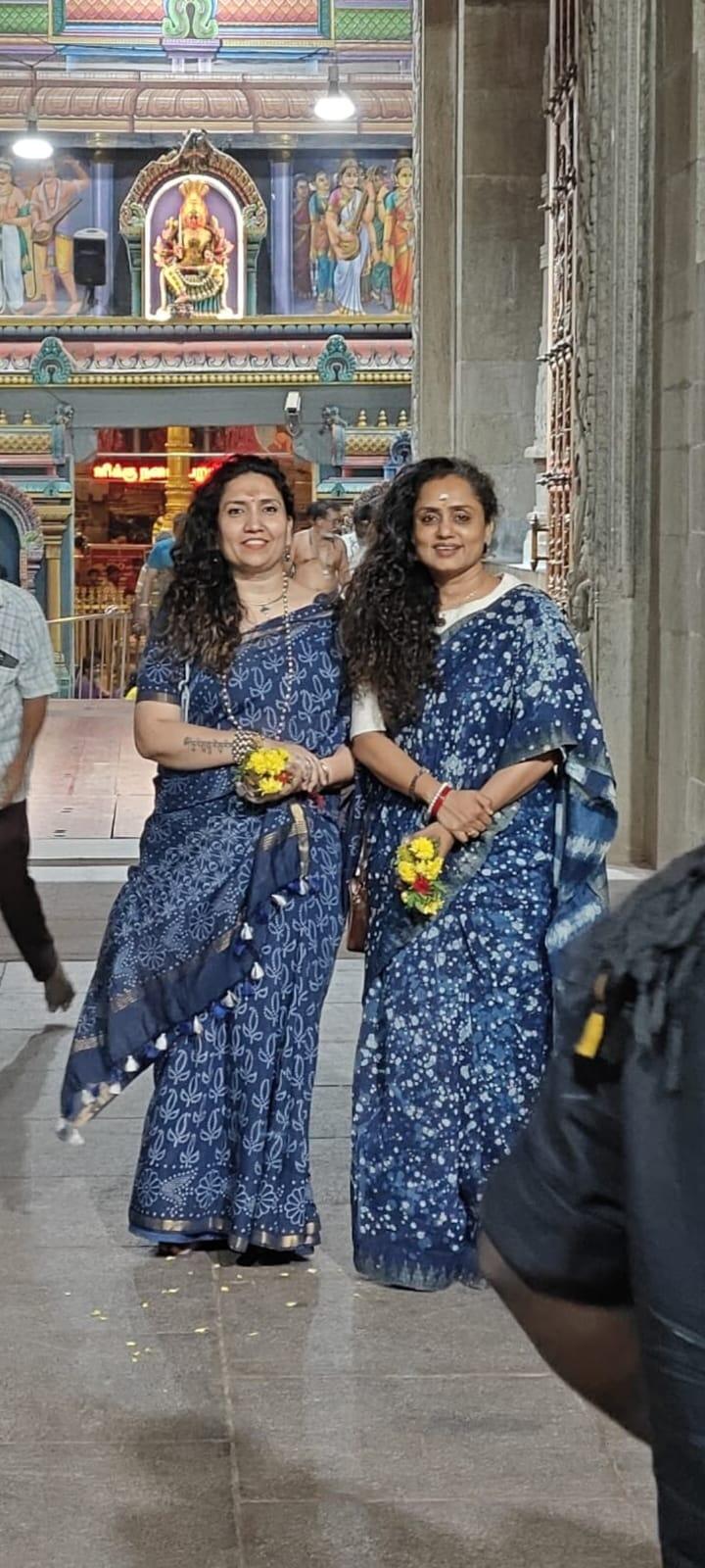 Dressed in Blue at Jambukeswarar Temple Dressed in Blue at Jambukeswarar Temple